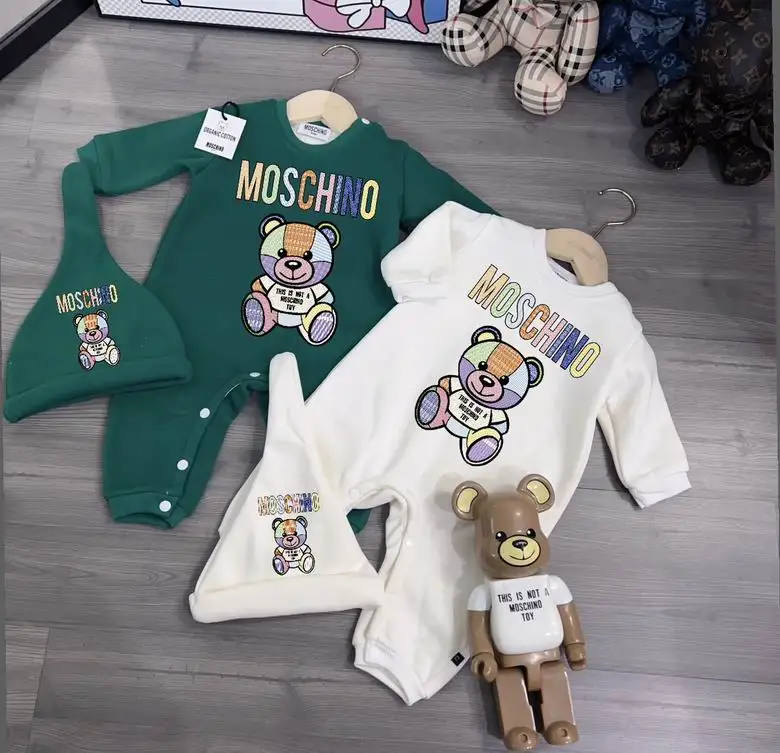 Moschino sz59 66 73 80 90 101